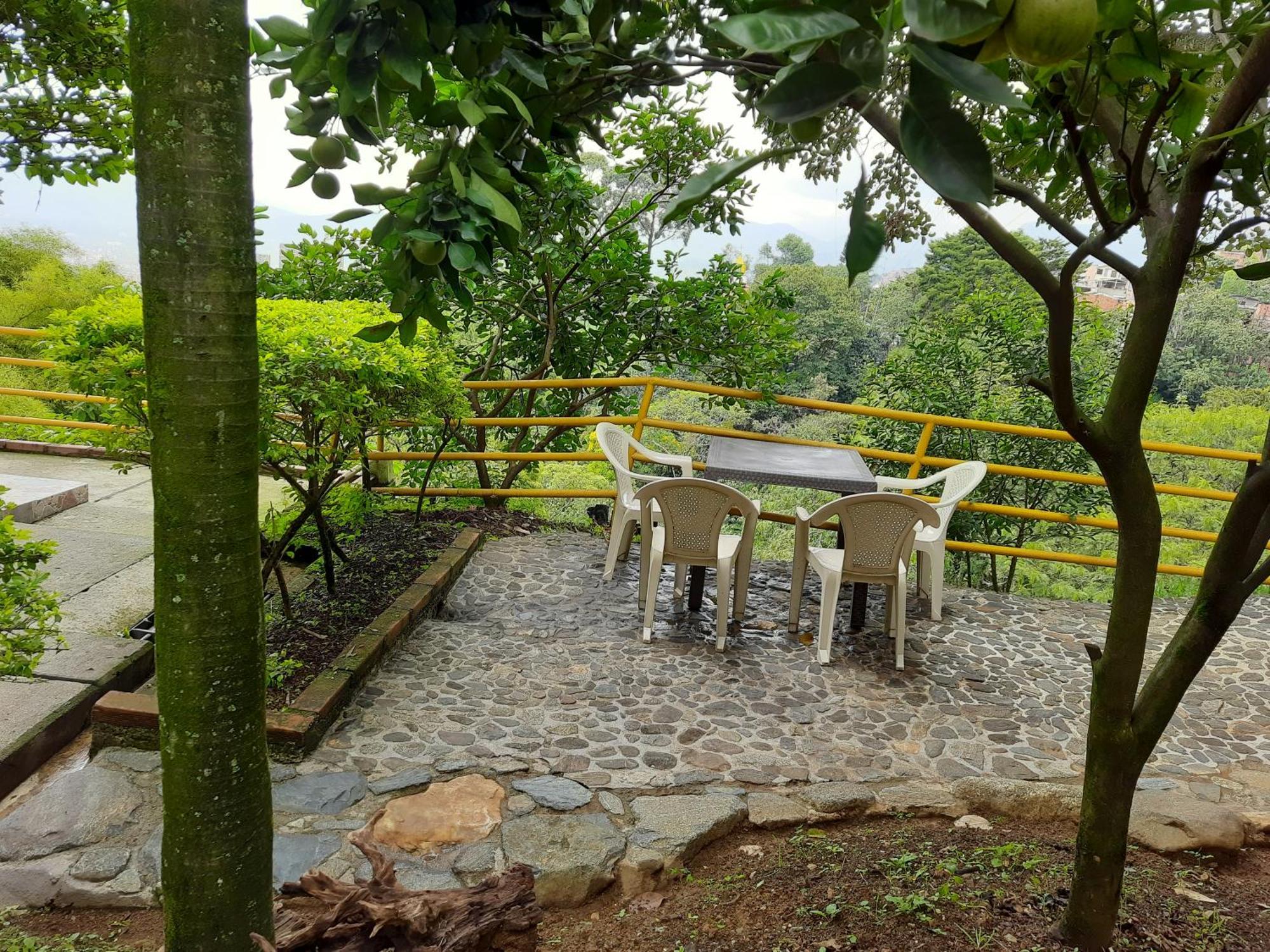 Apartamento Campestre Medellin Exterior photo