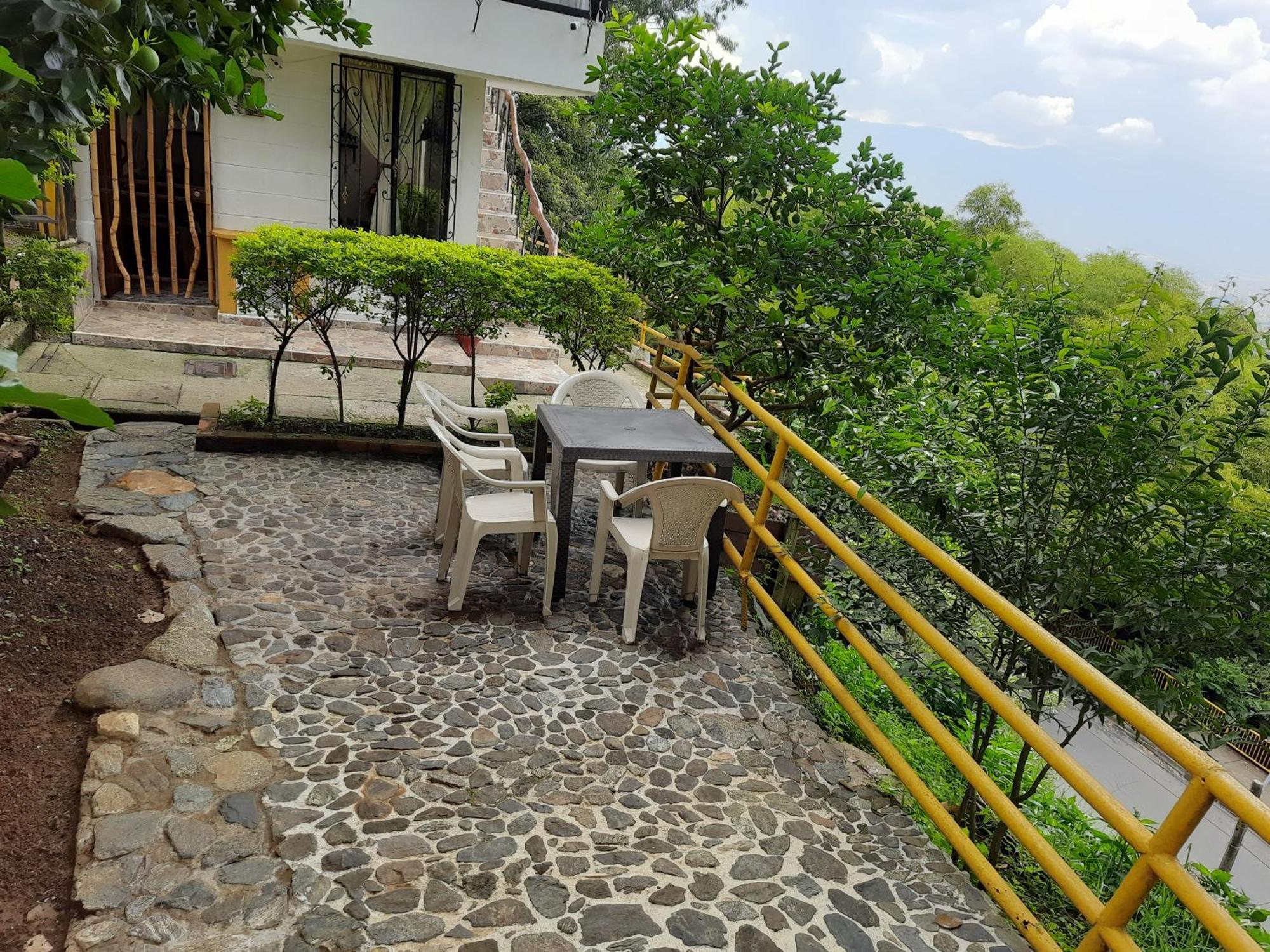 Apartamento Campestre Medellin Exterior photo